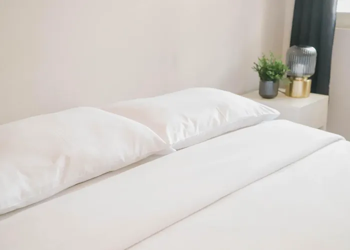 White Отель 2*